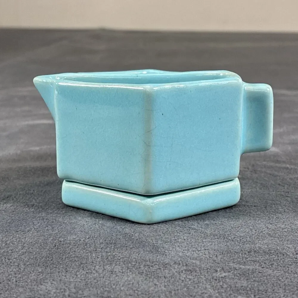 Vintage Caifornia Tudor Pottery Turquoise Nesting Creamer /Open Sugar Tray Set